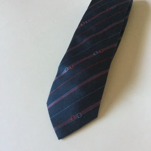 SALVATORE FERRAGAMO MENS SILK STRIPE TIE WITH LOGO NAVY BLUE NWT